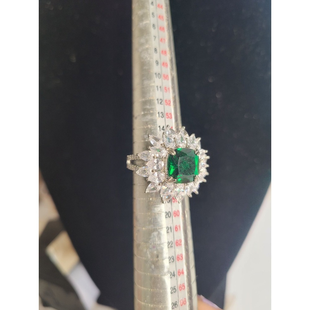 Elegant Simulated Emerald & Crystal Halo Ring Size 7.5 Silvertone - Picture 5 of 15